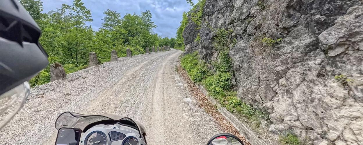 Offroad Slowenien Von Gorenja Trebuša nach Idrijska Bela 
