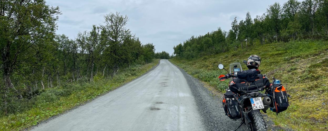 Norwegen Riastvegen