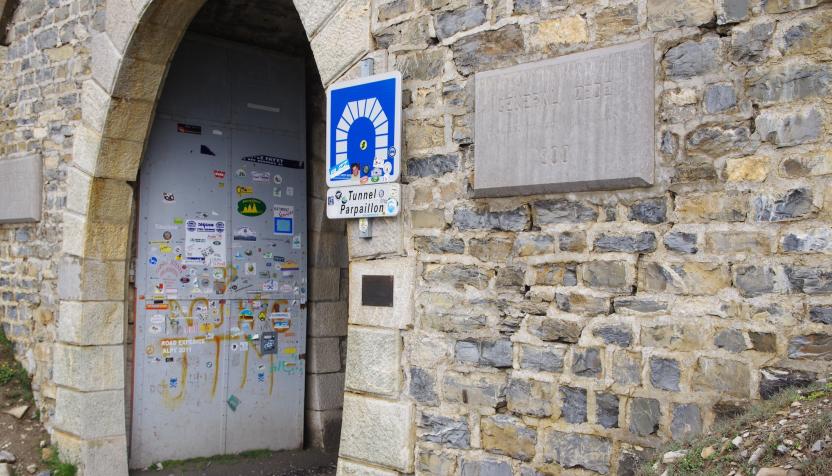 Offroad Frankreich Parpallion Tunnel 