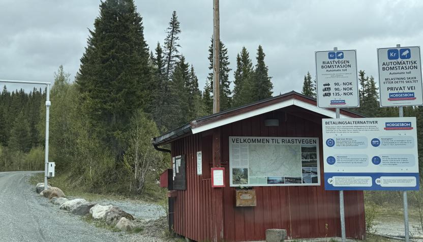 Norwegen Riastvegen 