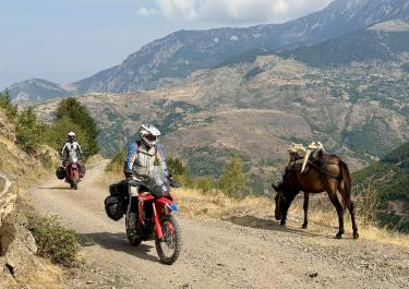 Offroad Albanien Hochebene über dem Drin Tal